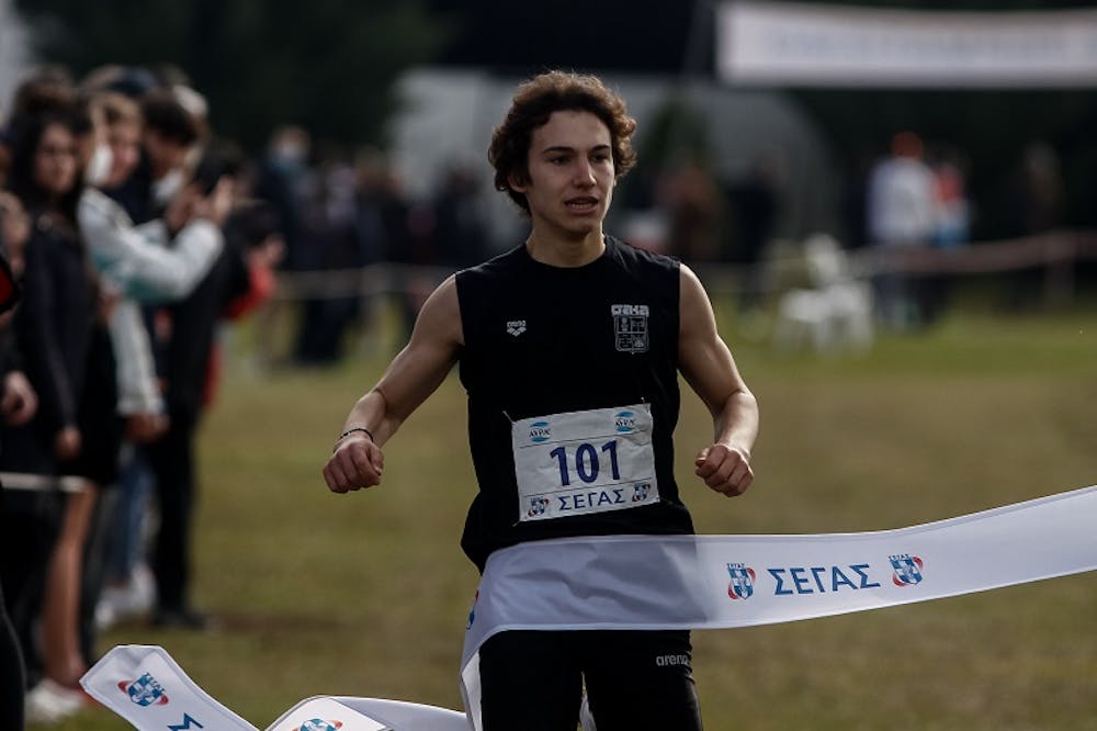 Πανελλήνιο Πρωτάθλημα σε ανώμαλο έδαφος: Οι πρωταθλητές Ελλάδος στις κατηγορίες Κ16, Κ18 και Κ20 runbeat.gr