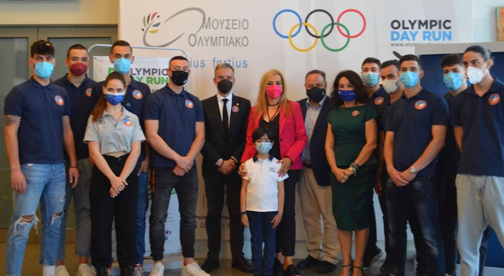 «Ποτάμι» δρομέων στο 5ο «Olympic Day Run» Greece! runbeat.gr
