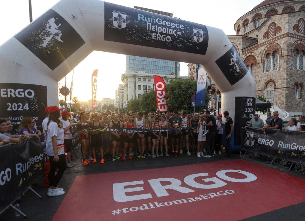 Αντίστροφη μέτρηση για το Run Greece στον Πειραιά Αντίστροφη μέτρηση για το Run Greece στον Πειραιά