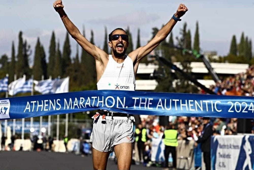 Πιτσώλης και Νούλα δίνουν τα μετάλλια του 41ου ΑΜΑ στο Μουσείο Μαραθωνίου Δρόμου