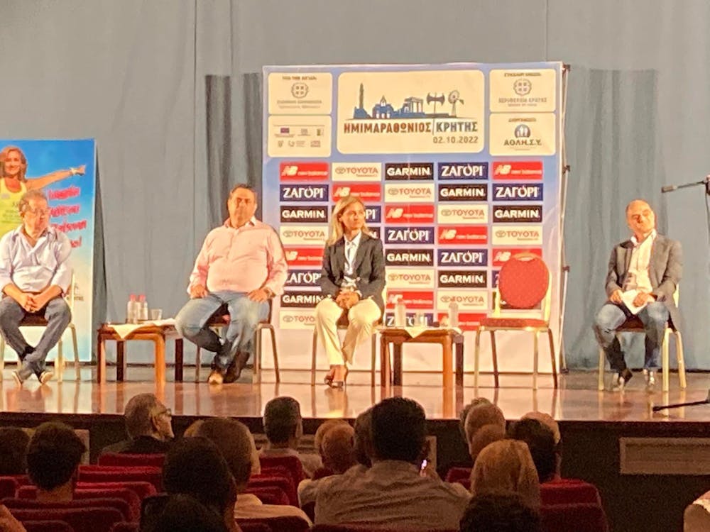 Συγκλονιστικές στιγμές στη παρουσίαση του βιβλίου της Μ. Πολύζου στο Ηράκλειο (Pics) runbeat.gr