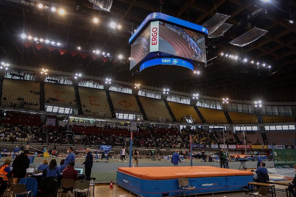Το φωτογραφικό κολλάζ του Πανελληνίου Πρωταθλήματος Κλειστού στίβου στο ΣΕΦ (Pics) runbeat.gr