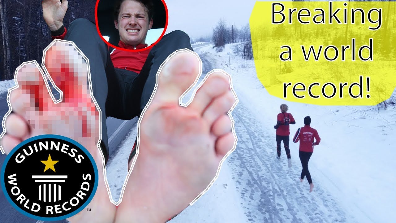 Ο… τρελός δρομέας που έτρεξε ξυπόλυτος ημιμαραθώνιο στο χιόνι για το ρεκόρ Γκίνες