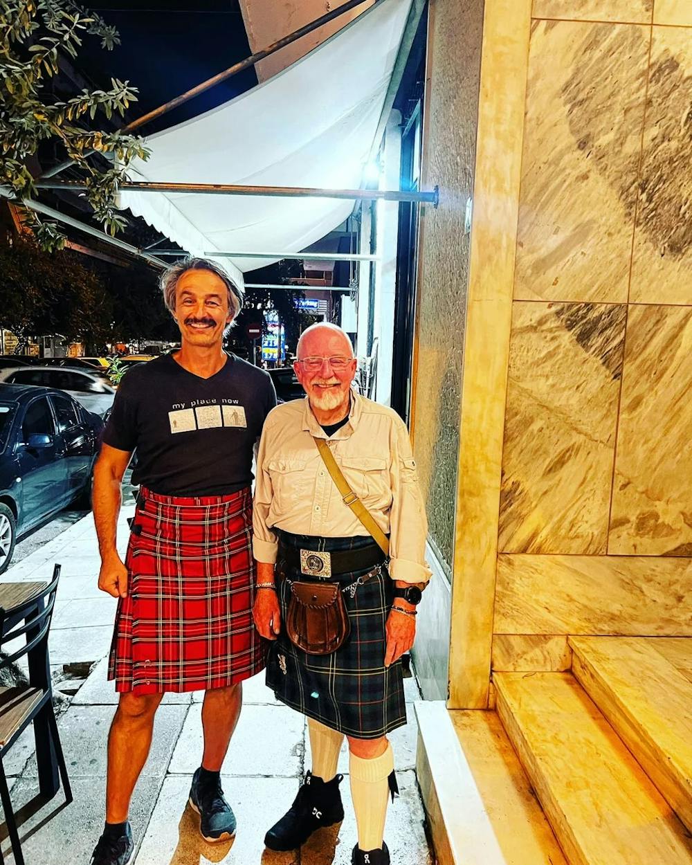 Πρώην Σκωτσέζος βουλευτής τρέχει μαραθώνιο στα βουνά της Πελοποννήσου, φορώντας το κιλτ του runbeat.gr