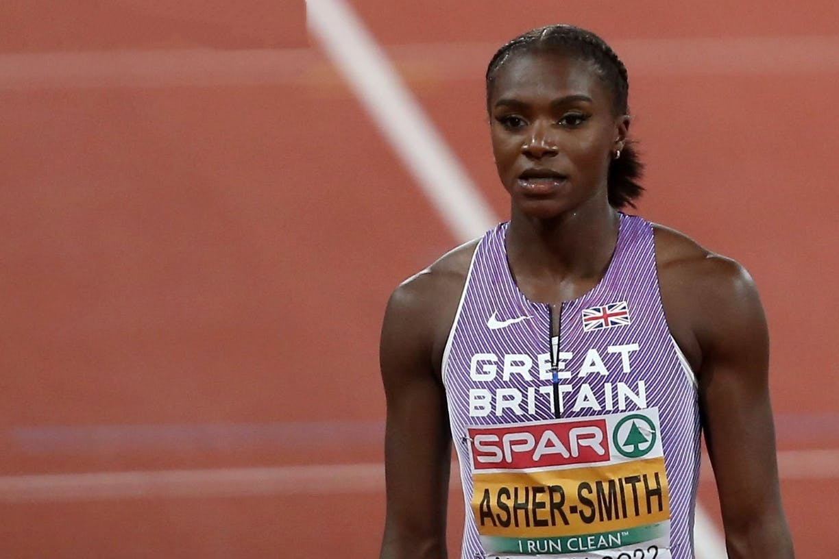Η Asher-Smith μίλησε για τα προβλήματα που δημιουργεί η περίοδος στις αθλήτριες