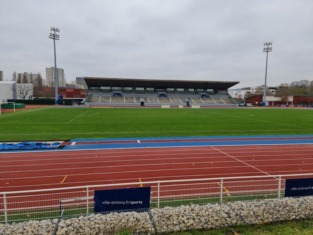 Ικανοποίηση στον ΣΕΓΑΣ για το προπονητικό κέντρο του Δήμου Αντονί στο Παρίσι ενόψει Ολυμπιακών Αγώνων 2024 runbeat.gr