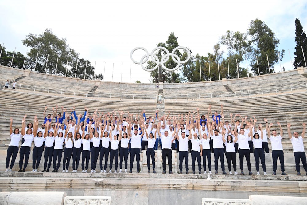 Πραγματοποιήθηκε η φωτογράφιση της Team Hellas για τους Ευρωπαϊκούς Αγώνες (Pics) runbeat.gr