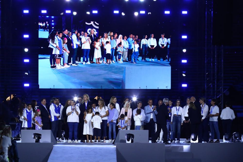 Με συγκίνηση και λαμπρότητα η εκδήλωση της ΕΟΕ «Αθήνα 20 χρόνια μετά» (Pics & Vid) runbeat.gr