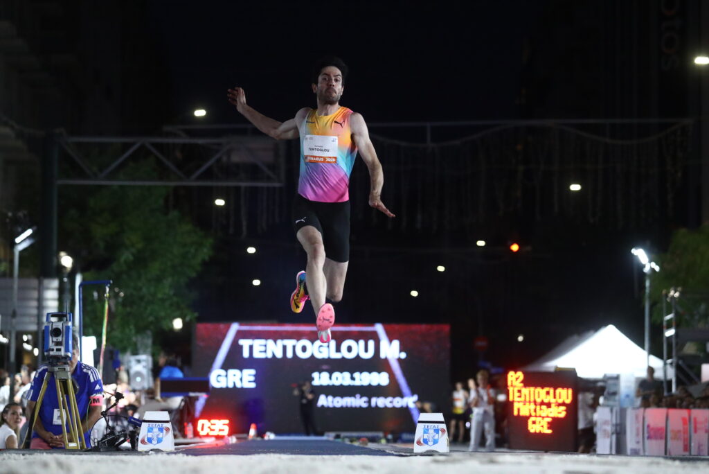 Νέα μεγάλη εμφάνιση για τον Μίλτο Τεντόγλου με άλμα στα 8,39 μ. στον Πειραιά