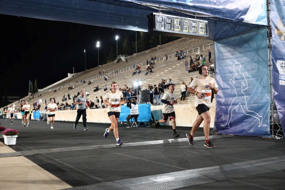 5km Universities Night Run: Στο ιστορικό κέντρο 2.800 φοιτητές από 145 πανεπιστήμια