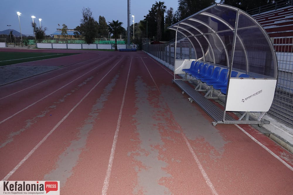 Ακυρώθηκαν τα «Βεργώτεια» λόγω ακαταλληλότητας του ταρτάν! (Pics) runbeat.gr