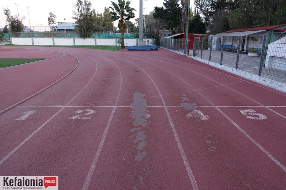 Ακυρώθηκαν τα «Βεργώτεια» λόγω ακαταλληλότητας του ταρτάν! (Pics) runbeat.gr