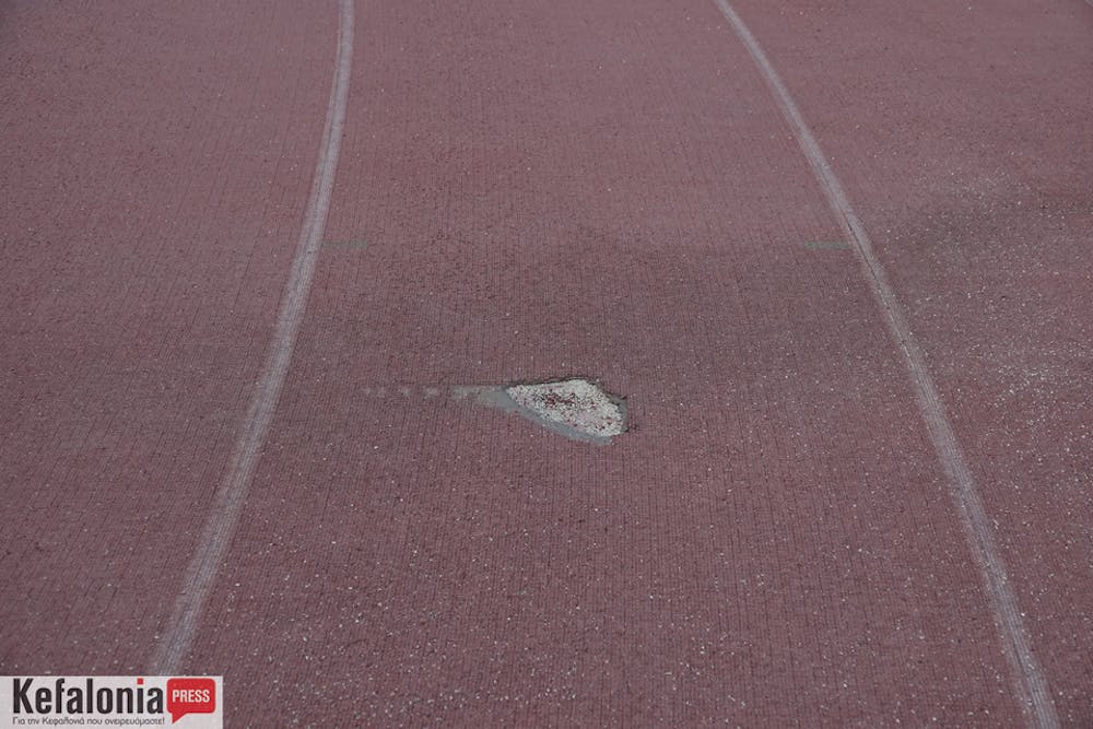 Ακυρώθηκαν τα «Βεργώτεια» λόγω ακαταλληλότητας του ταρτάν! (Pics) runbeat.gr