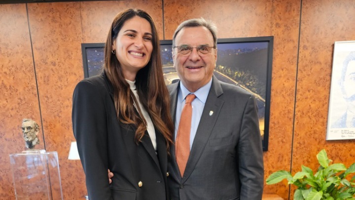 Πρόγραμμα «Υιοθέτησε έναν Αθλητή»: Ο Ισίδωρος Κούβελος υποδέχθηκε την Τατιάνα Γκούσιν