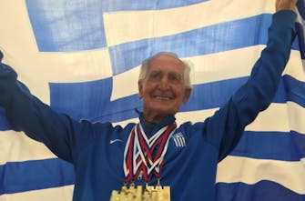 Βίντεο: Έτσι ο έκανε παγκόσμιο ρεκόρ στα 60μ. ο 95χρονος Κώστας Χατζηεμμανουήλ!