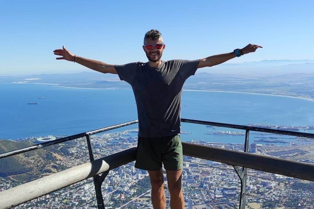 Έφτασε στη Νότια Αφρική για το RMB Ultra-trail Cape Town ο Φώτης Ζησιμόπουλος!