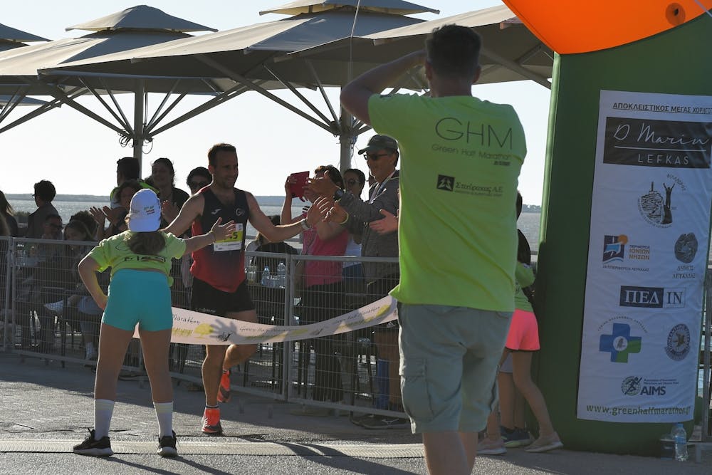 Palamini και Λεοντιάδου οι μεγάλοι νικητές του 10ου Πράσινου Ημιμαραθωνίου Λευκάδας (Vid) runbeat.gr