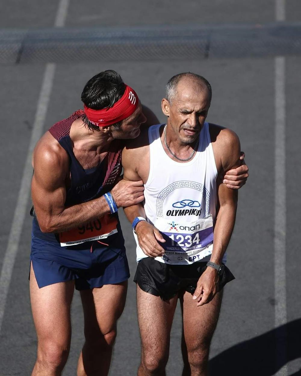 Οι πιο όμορφες στιγμές του 40ου Αυθεντικού Μαραθωνίου της Αθήνας (Pics) runbeat.gr